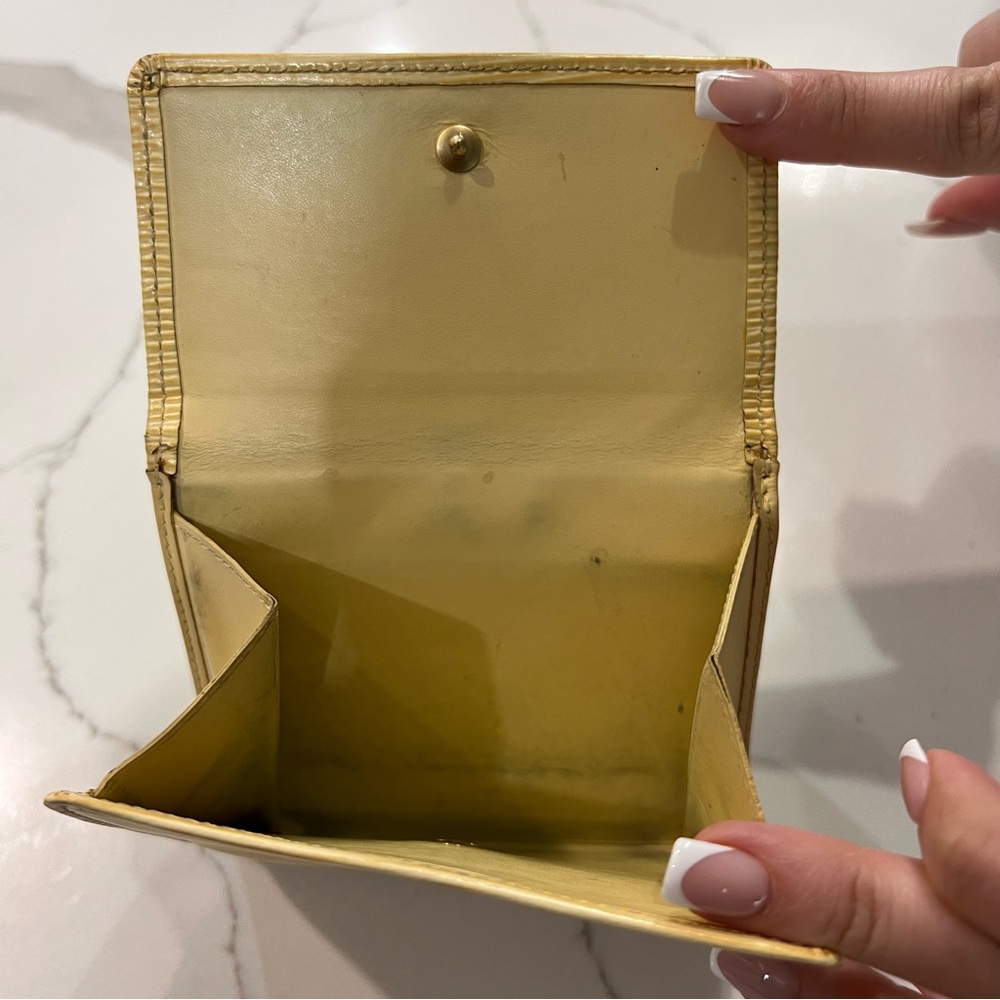 Vintage Louis Vuitton Elise Wallet - Picture 8 of 12
